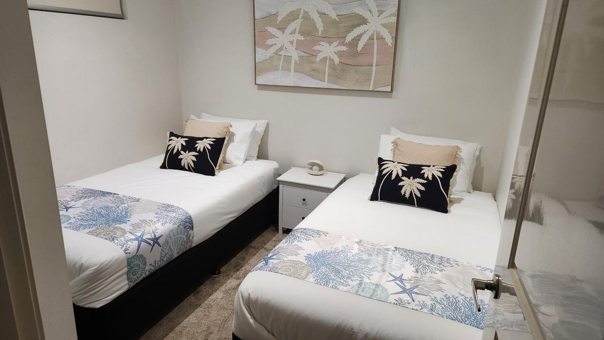 Capel Sands Beachfront Apartment